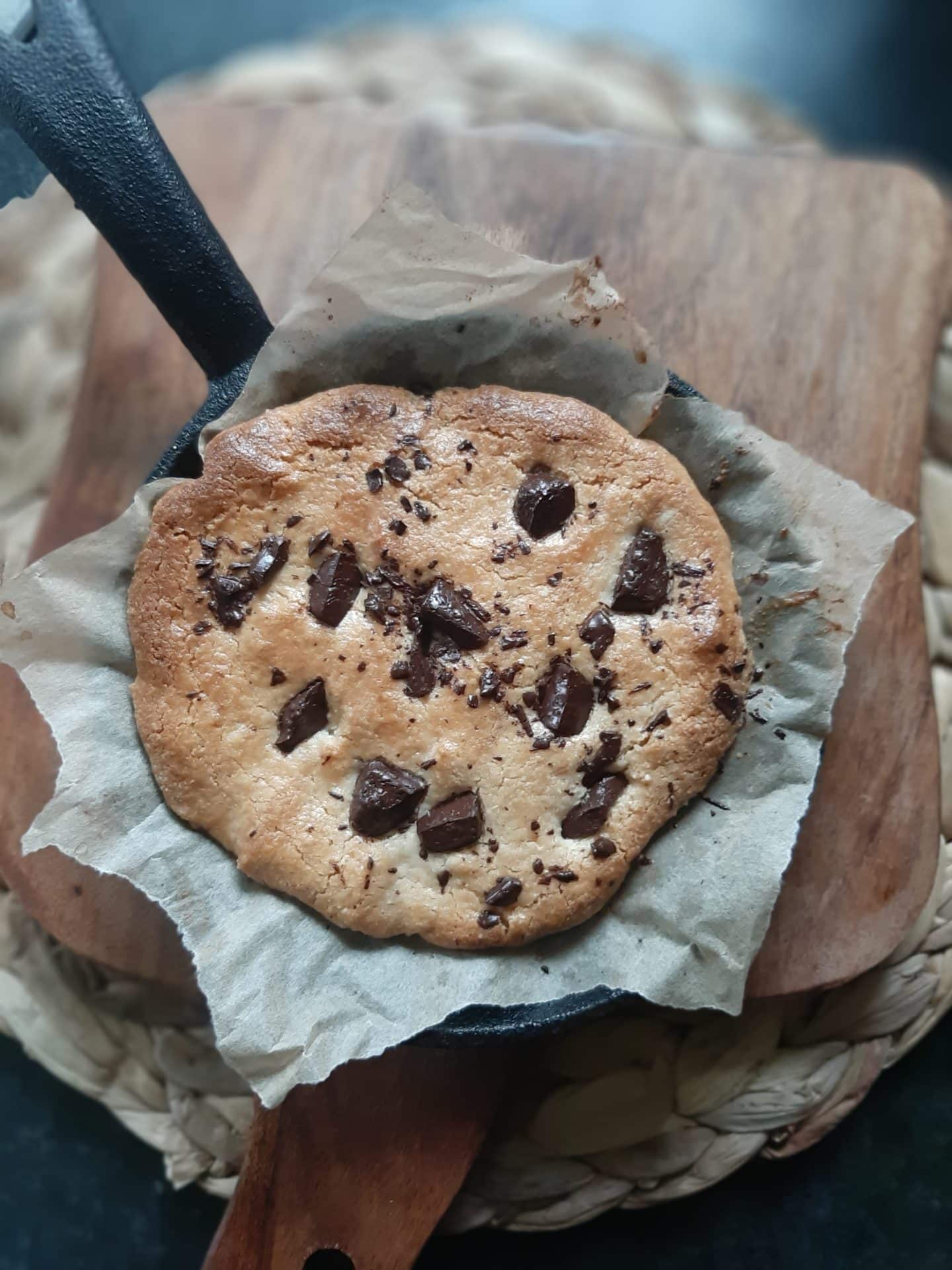 The best vegan chocolate chip cookie FOR ONE!