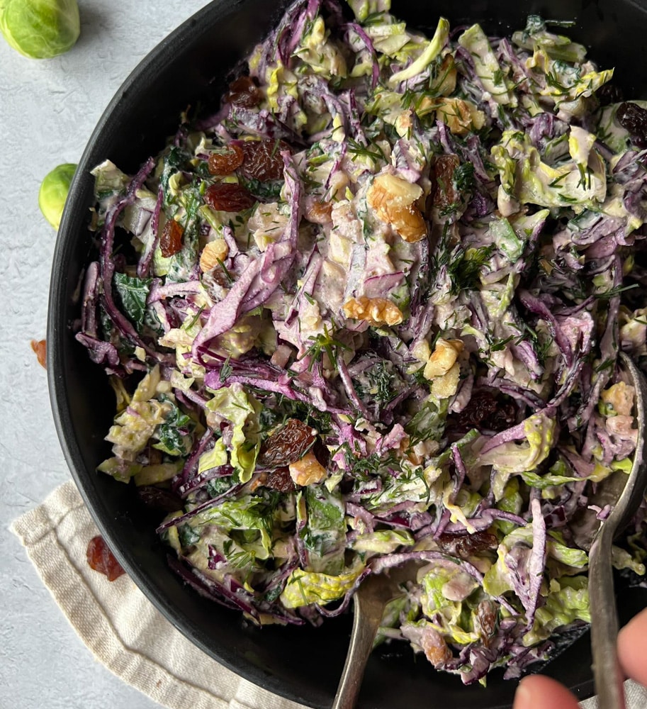Vegan winter salad – simple, crunchy vegetable salad you need to make!