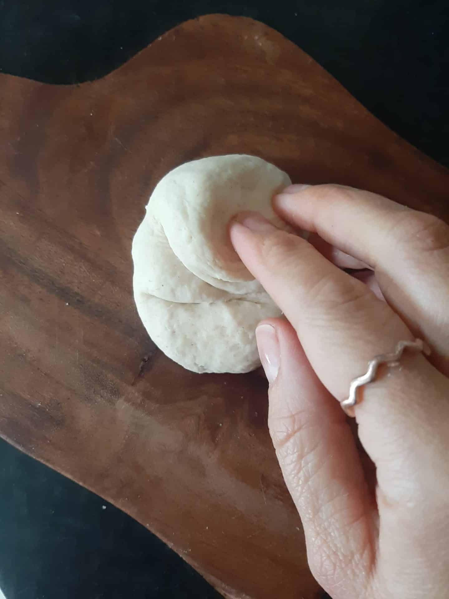 vegan cinnamon roll for one dough
