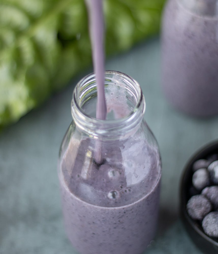 vegan smoothie with berries