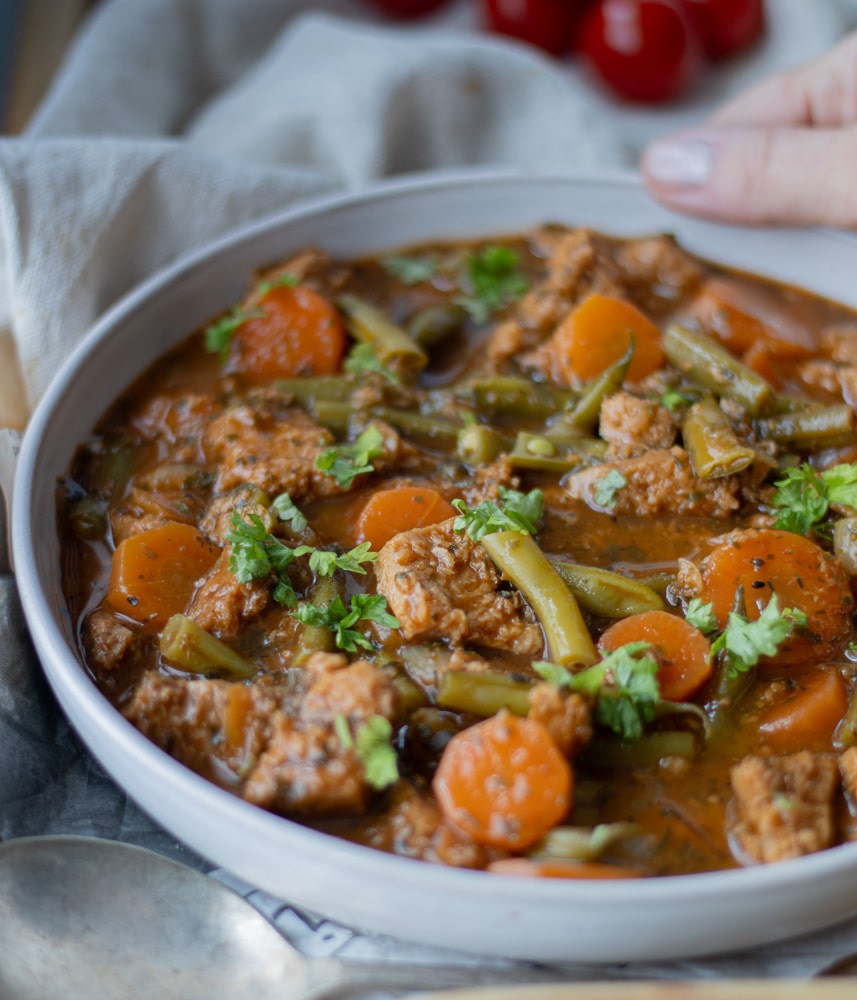 Vegetable goulash with soy cutlet 